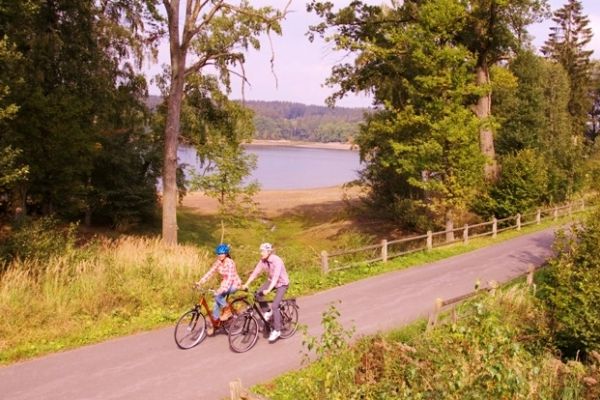 Möhnetal-fietspad in het Sauerland