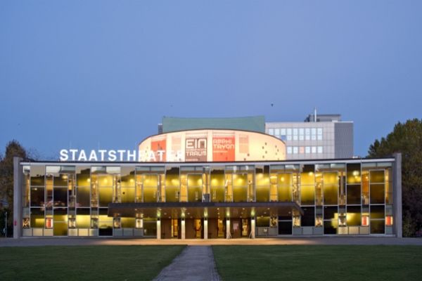 GRIMMWELT Kassel in der Grimmheimat Nordhessen