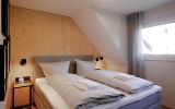 WanderLodge - Schlafzimmer 3 mit 180c200 Boxspring-Bett