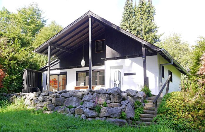 Komfort-Ferienhaus 'Waldchalet' für Saunaliebhaber