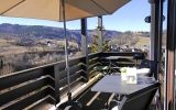 Balkon rechts mit E-Grill - Fewo Schöner Ausblick***