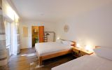Campus OBERSTUFE - Schlafzimmer 1 (3 Personen) mit Bad