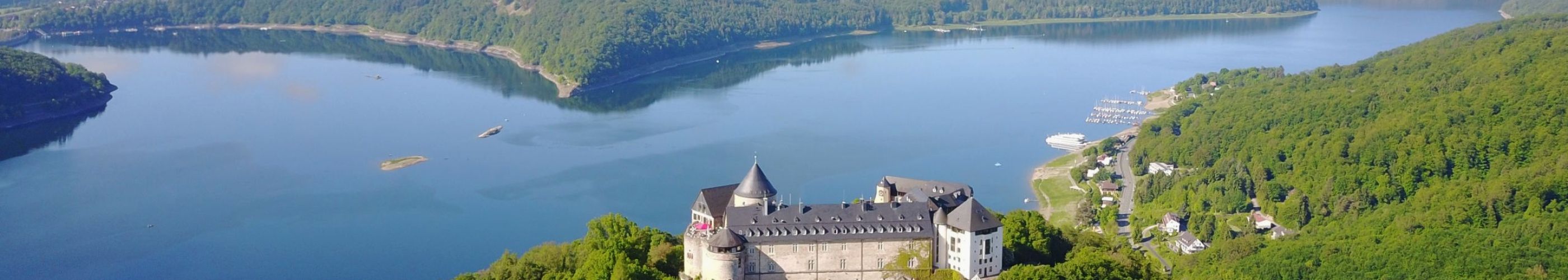 Edersee Panorama von Schloss Waldeck