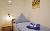 'friends & family' Domizil - Schlafzimmer im EG mit 2 Einzelbetten
