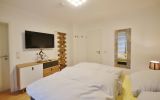 Schlafzimmer mit TV - Fewo Prinzessin***