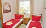Fewo E*** - Schlafzimmer mit zwei Einzelbetten