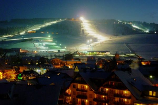 Floodlight ski in het skigebied Willingen