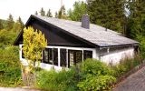 Straßenansicht - Ferienhaus-Waldchalet