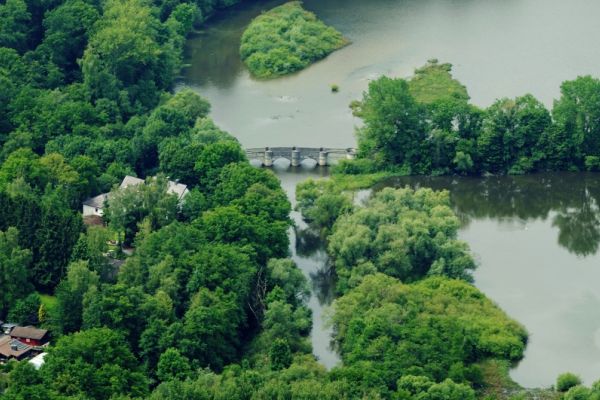 Lake end met Möhne uiterwaarden en Kanzelbrug