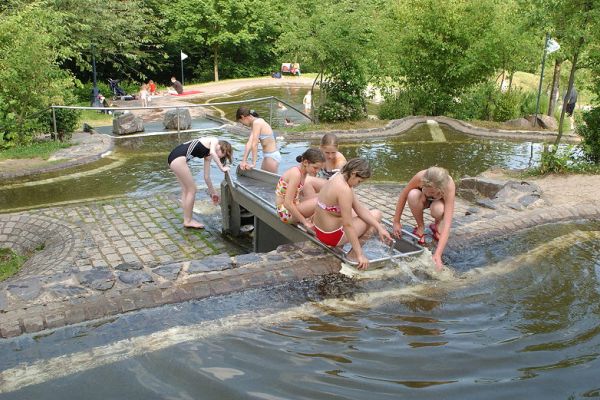 AquaPark an der Edersee-Staumauer