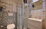 modernes Duschbad - Appartement Gänseblümchen***