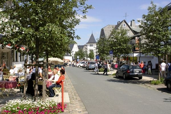 Winterberg Geschäftsstraße am Waltenberg