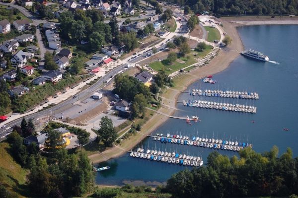 Luftbild Seepromenade Langscheid Sorpesee