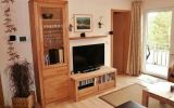 Wohnzimmer mit Homecinema