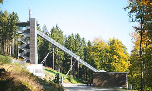 Inhamtoren Mühlenkopf skischans Willingen in de zomer