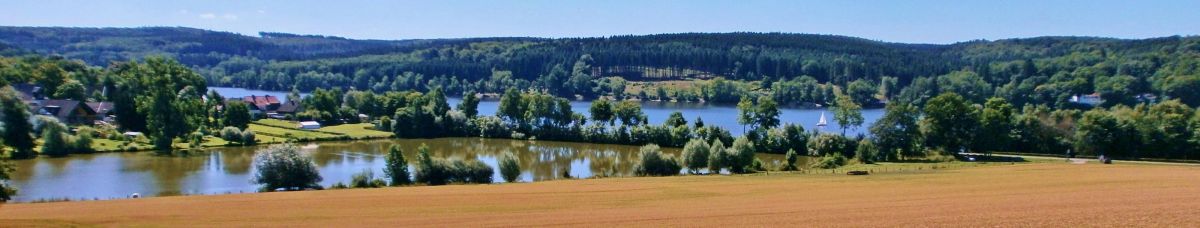 Moehnesee - achterkant bij Wamel