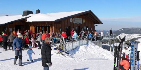 Siggis Ettelsberghütte - Party-Kult im Sauerland