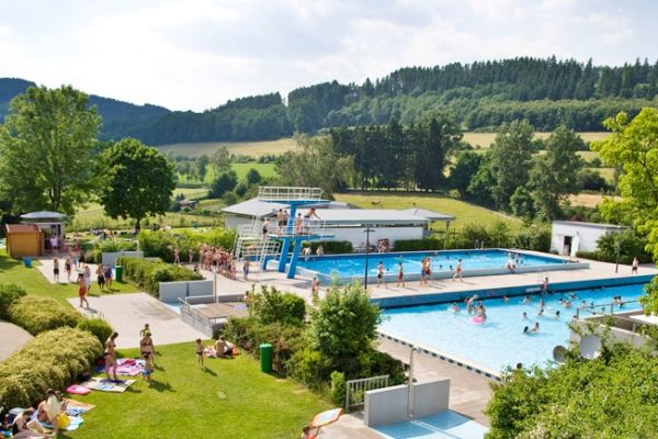 Wellenfreibad Schmallenberg Wellenfreibad Schmallenberg