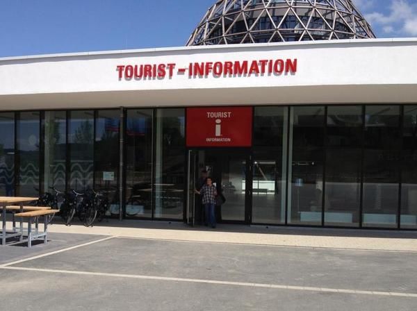 Tourist-Info Winterberg im Oversum