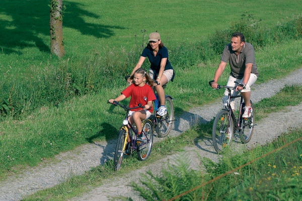 Diemelradweg im Upland